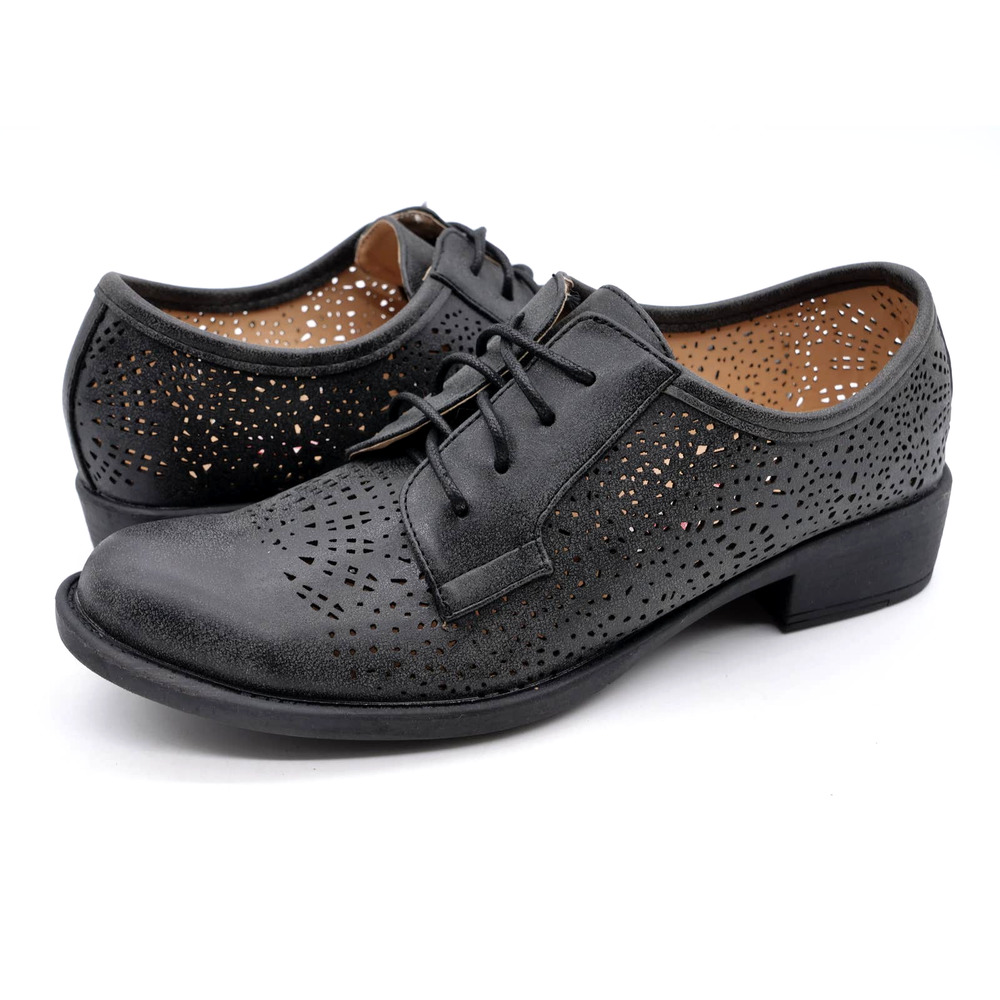 2 Lips Too Shoes Womens 8.5 Black Faux Leather Perforated Lace Up Oxfords